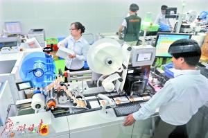 護(hù)照、港澳通行證制作也需要用到風(fēng)淋室